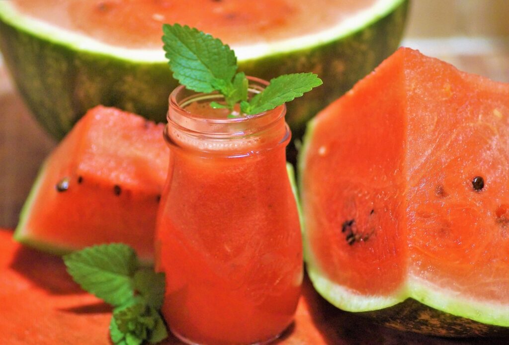 melon, nature, fresh juice, watermelon juice, red, refreshing, mint, summer, homemade lemonade, drink, glass, natural, raw, squeezed, healthy, bio